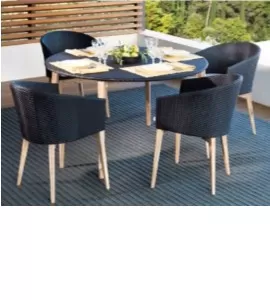 WOOD AND RATTAN DINING RANGE