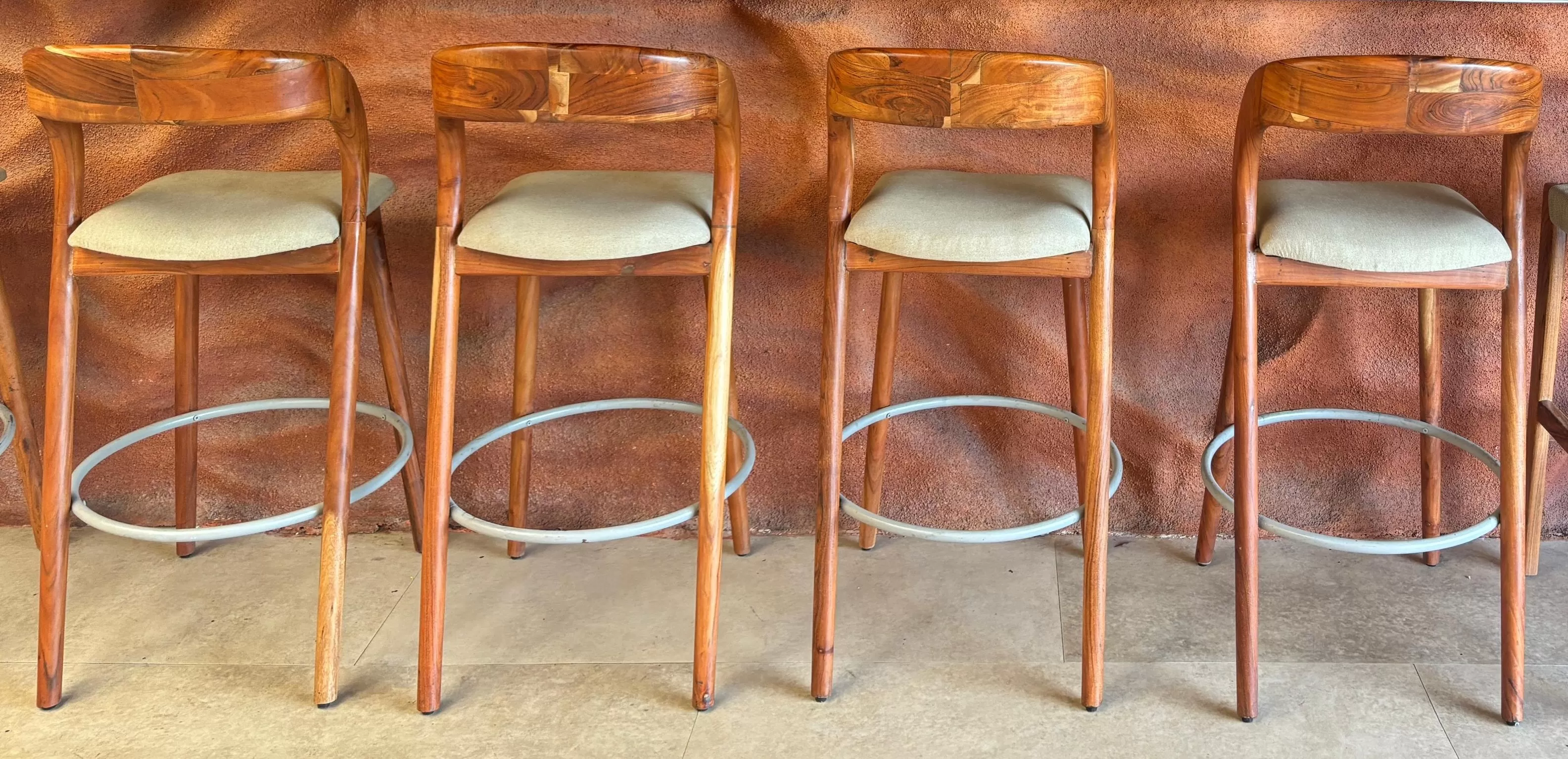 INDOOR BAR STOOL RANGE
